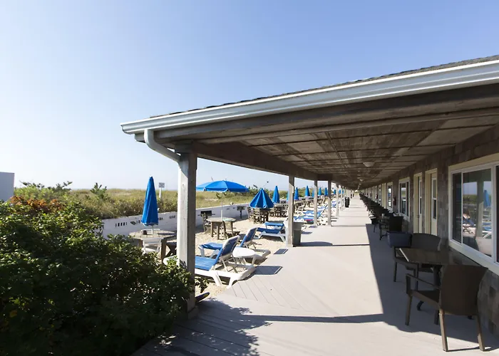 Driftwood Resort On The Ocean